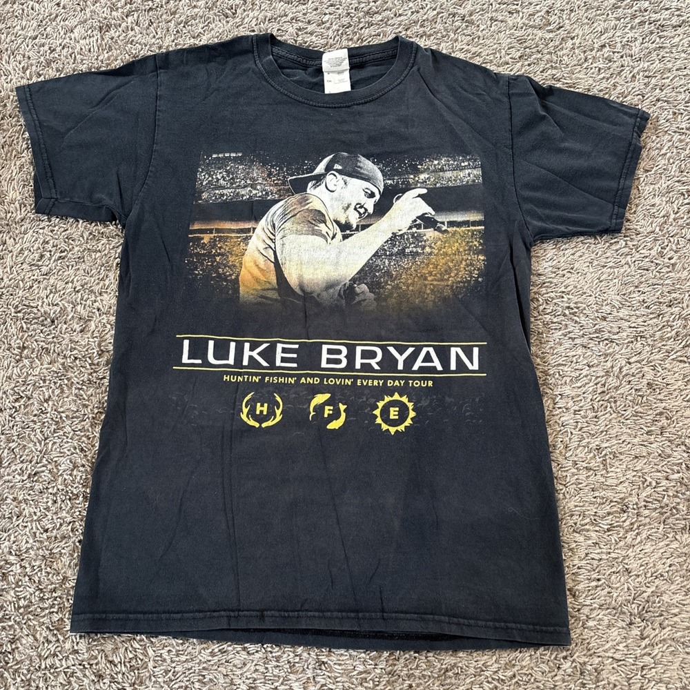 Luke Bryan 2017 Tour Tee Shirt Mens Small Black Huntin Fishin And Lovin Everyday